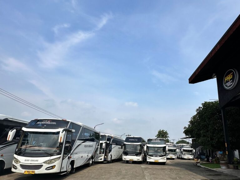 sewa bus pariwisata jakarta selatan